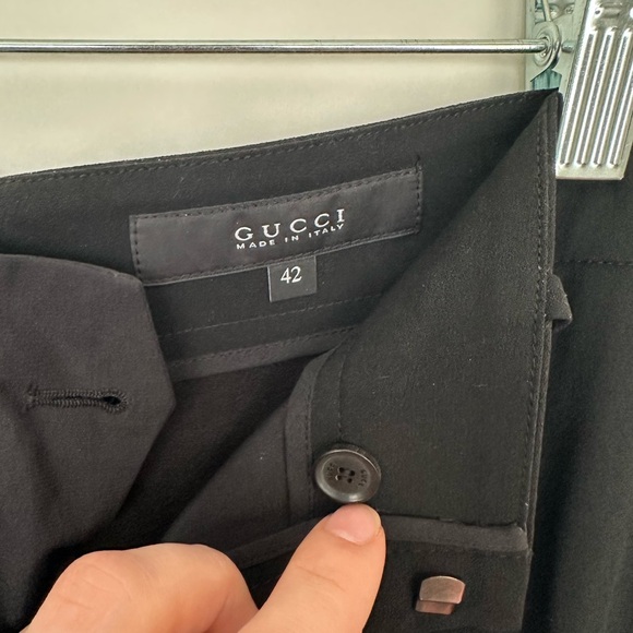 Gucci Women's Elegant Black Dress Pants - Picture 3 of 5